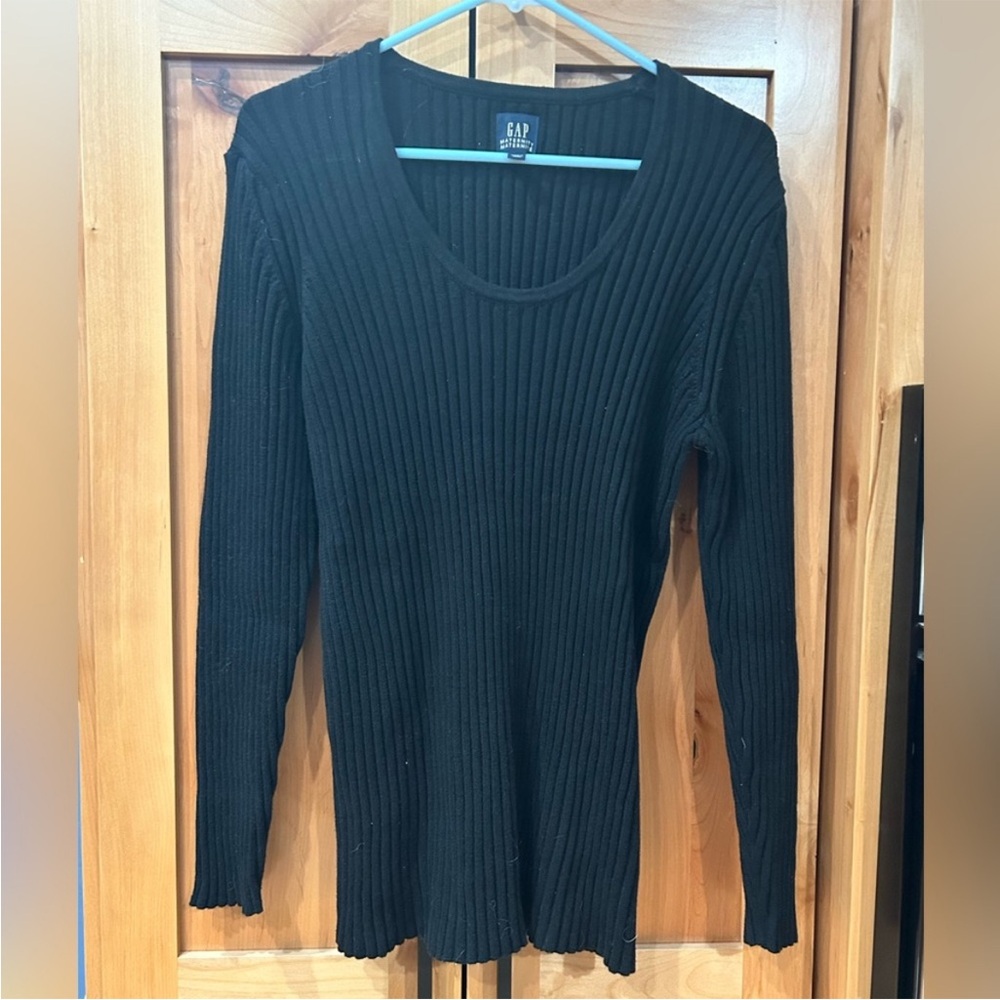 Gap Maternity black ribbed scoopneck soft cotton sweater large L